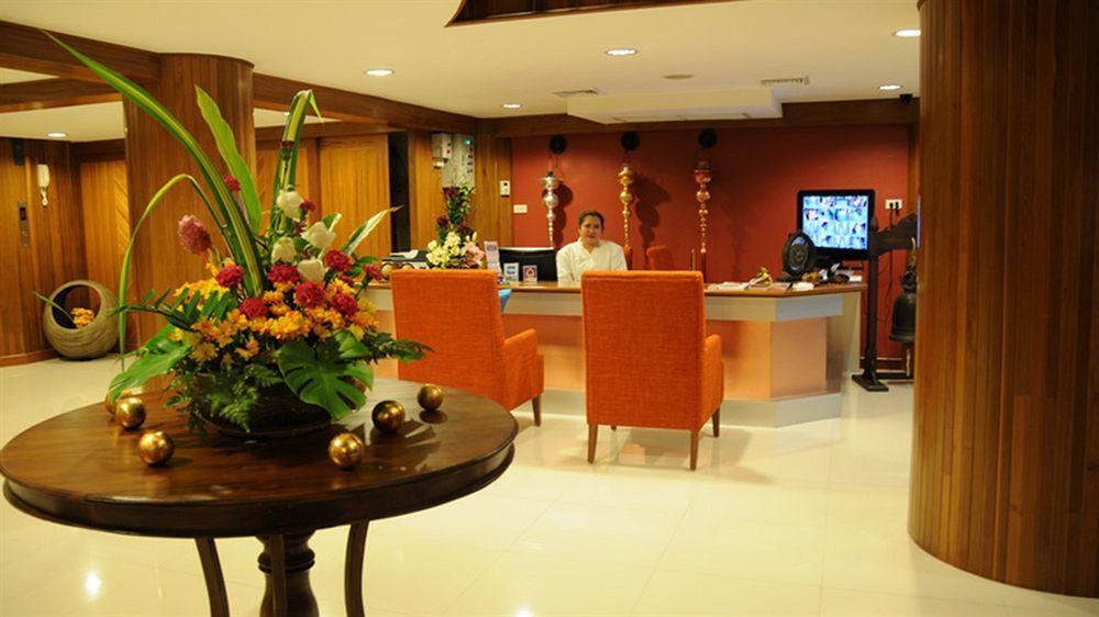 Lullaby Inn Silom Bangkok Eksteriør billede