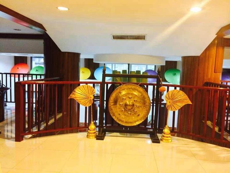 Lullaby Inn Silom Bangkok Eksteriør billede