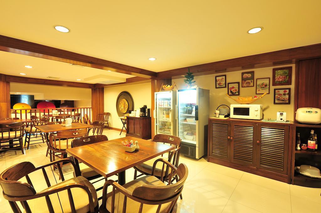 Lullaby Inn Silom Bangkok Eksteriør billede