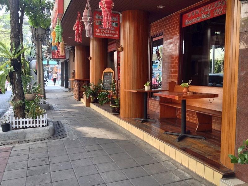 Lullaby Inn Silom Bangkok Eksteriør billede